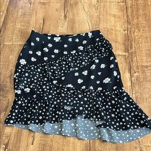 H&M Floral Black Skirt